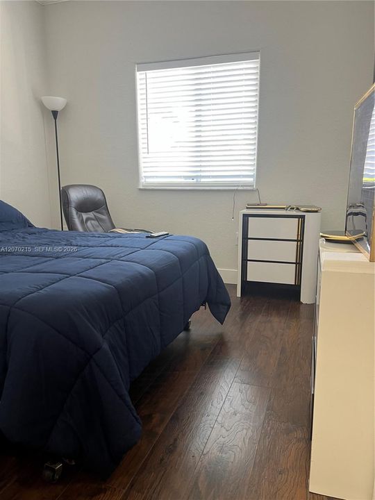 For Sale: $335,000 (3 beds, 2 baths, 1245 Square Feet)