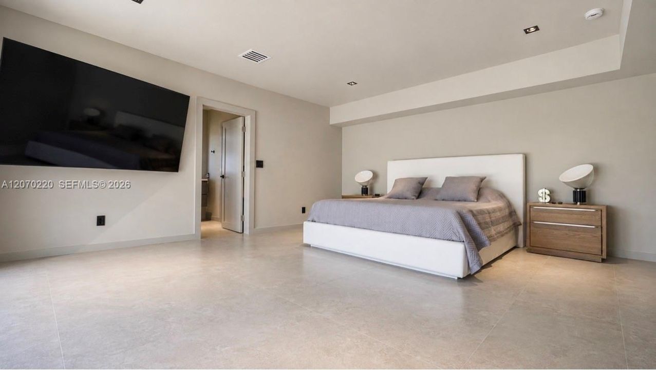 Active With Contract: $1,429,000 (3 beds, 3 baths, 1628 Square Feet)