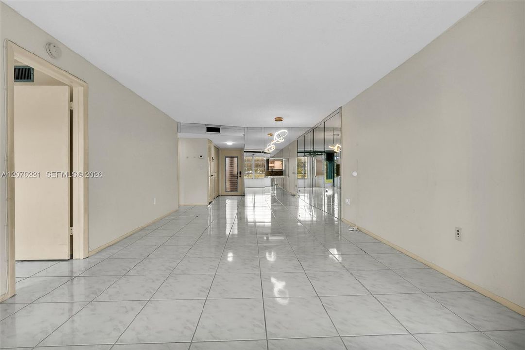 For Sale: $85,000 (2 beds, 2 baths, 850 Square Feet)