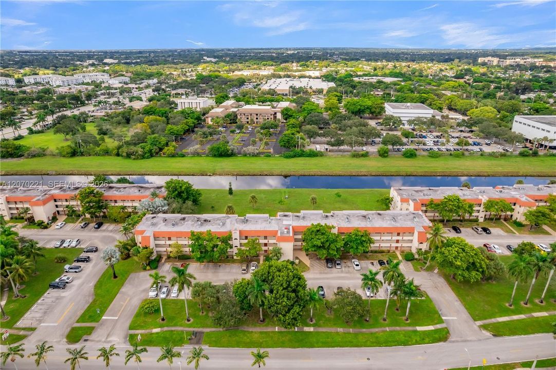 For Sale: $85,000 (2 beds, 2 baths, 850 Square Feet)