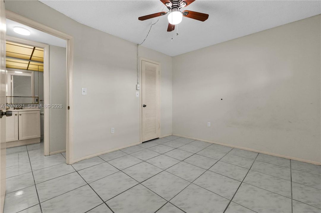 For Sale: $85,000 (2 beds, 2 baths, 850 Square Feet)
