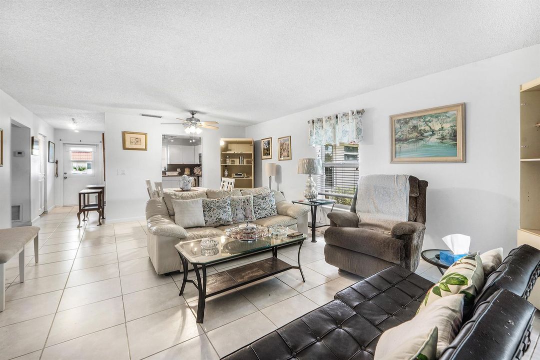 008-687MarlboroOval-A-Greenacres-FL-3346
