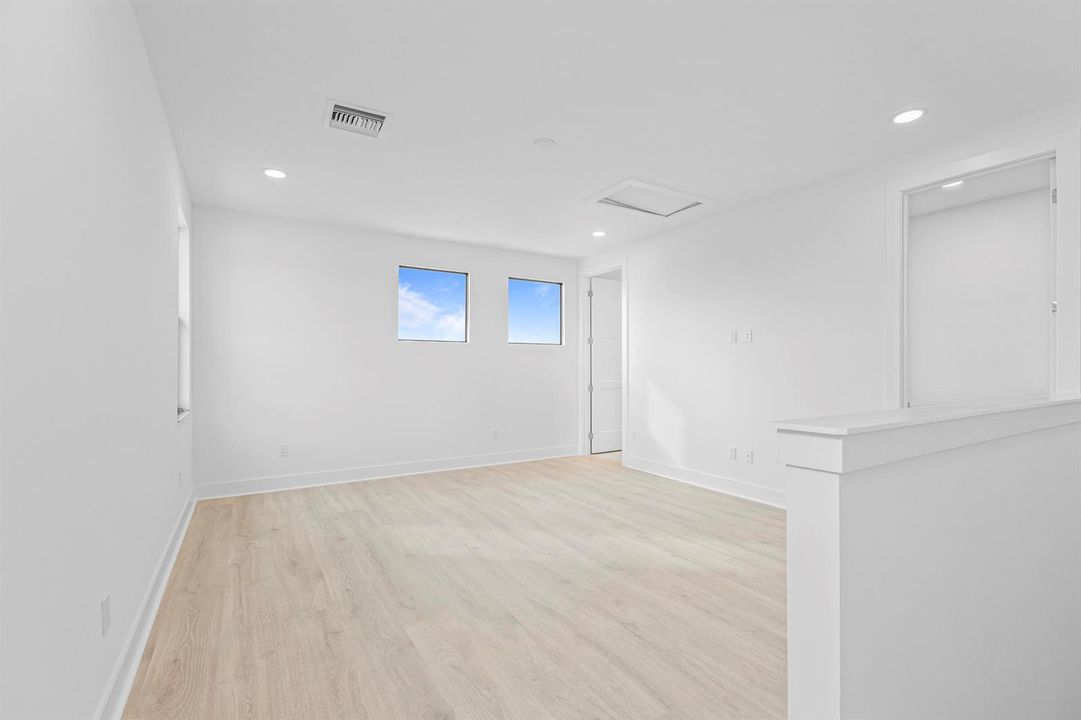 Bonus Room