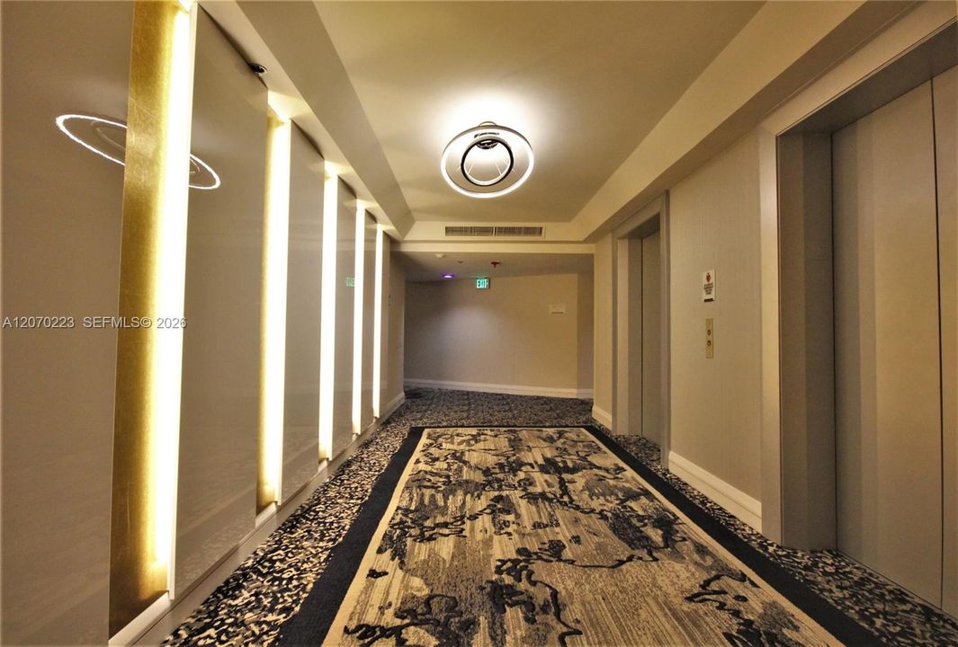 В аренду: $3,800 (1 спален, 1 ванн, 910 Квадратных фут)