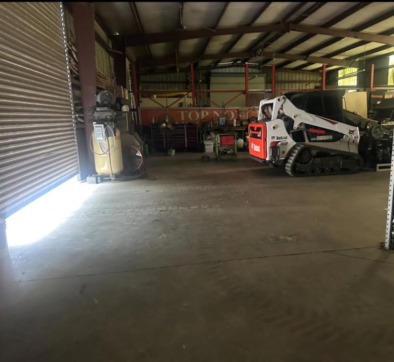37608