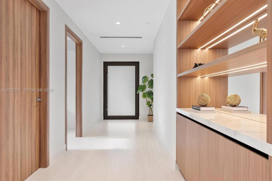En Venta: $2,998,700 (4 camas, 3 baños, 3327 Pies cuadrados)