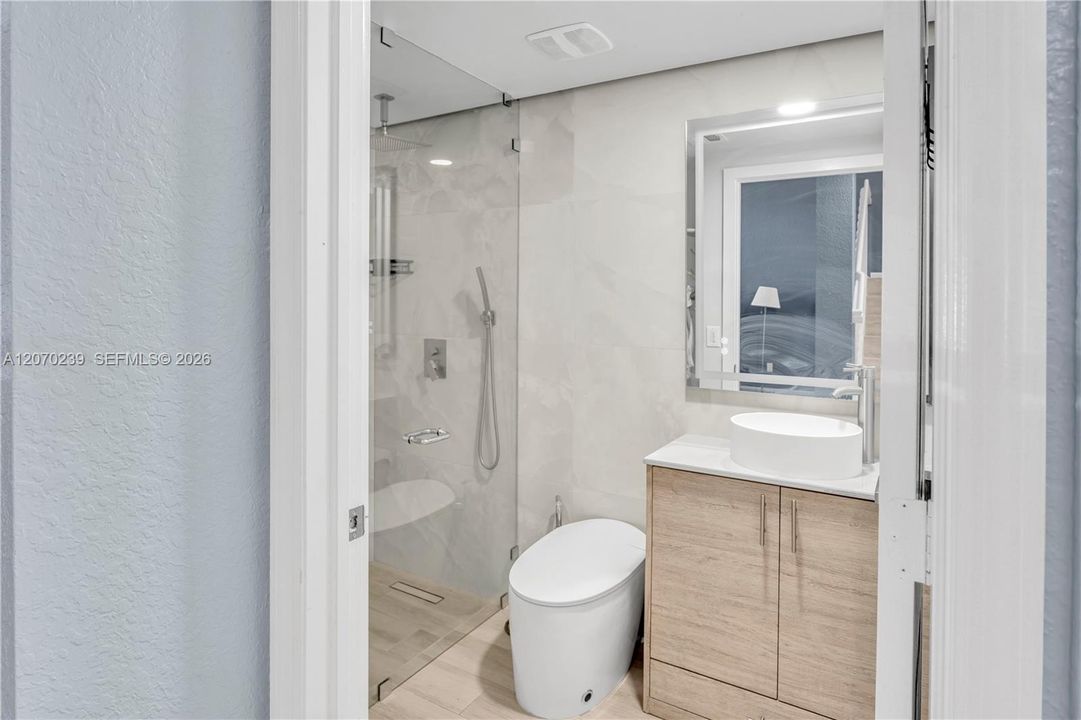 For Rent: $4,800 (4 beds, 3 baths, 2104 Square Feet)
