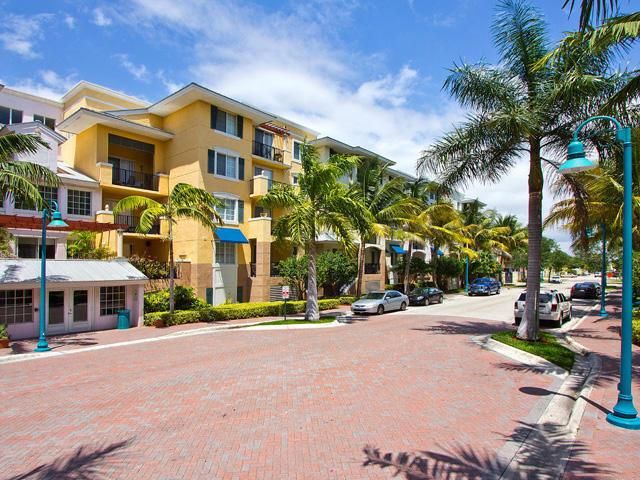 Pineapple Grove Village Street