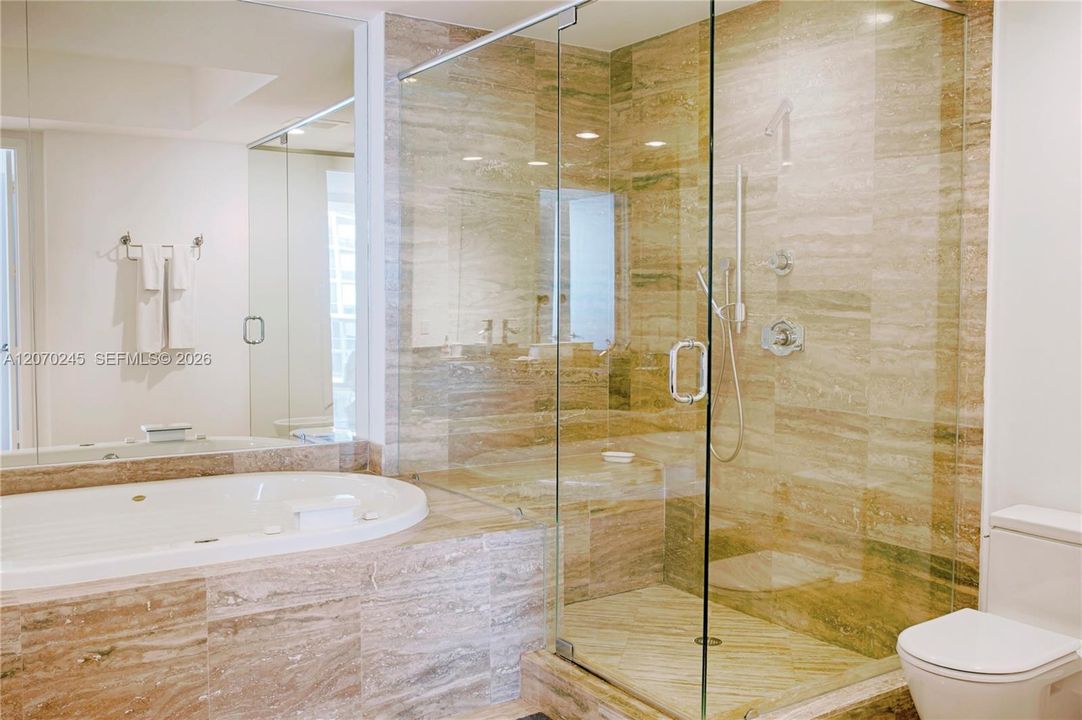 For Rent: $9,500 (2 beds, 3 baths, 1935 Square Feet)