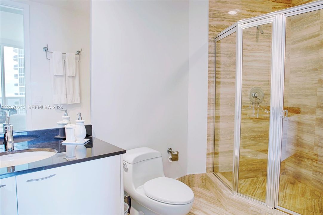 For Rent: $9,500 (2 beds, 3 baths, 1935 Square Feet)