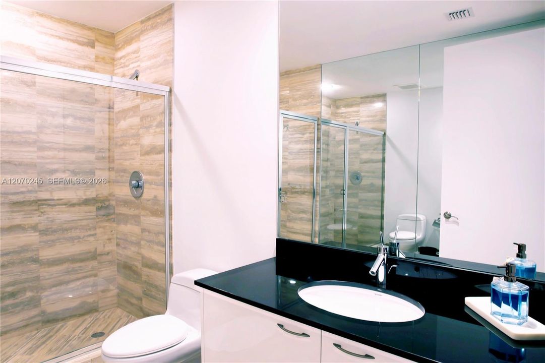 For Rent: $9,500 (2 beds, 3 baths, 1935 Square Feet)
