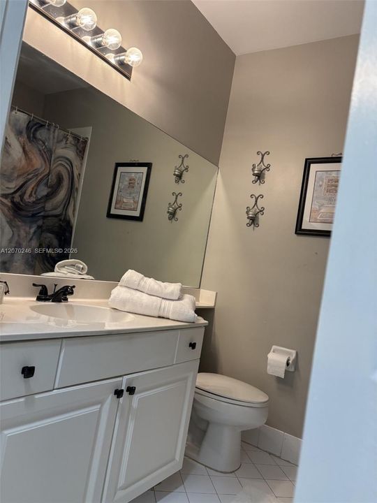 For Rent: $5,000 (6 beds, 3 baths, 3054 Square Feet)