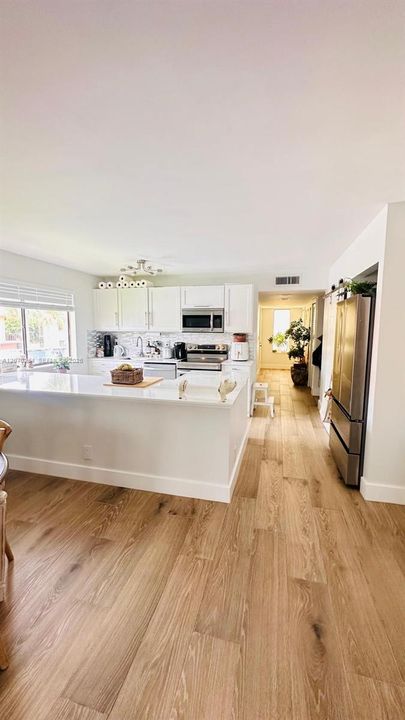 For Sale: $360,000 (3 beds, 2 baths, 1231 Square Feet)