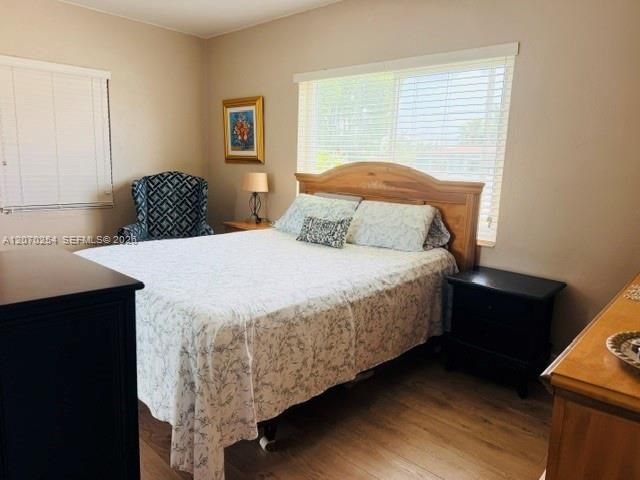 For Sale: $649,000 (4 beds, 2 baths, 1375 Square Feet)