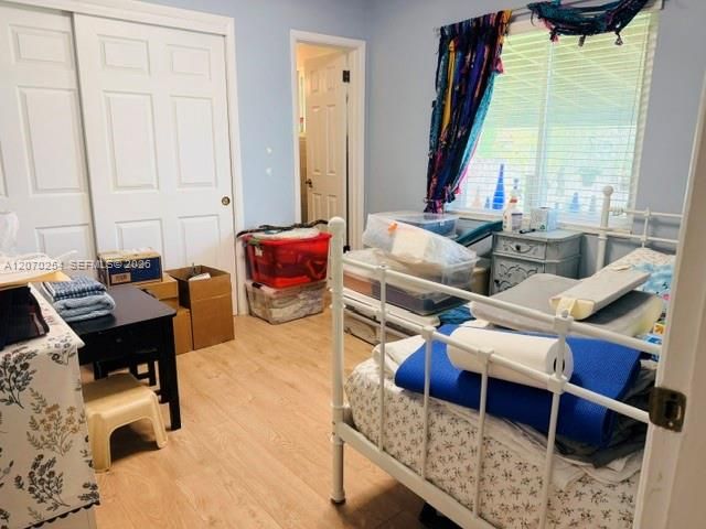 For Sale: $649,000 (4 beds, 2 baths, 1375 Square Feet)