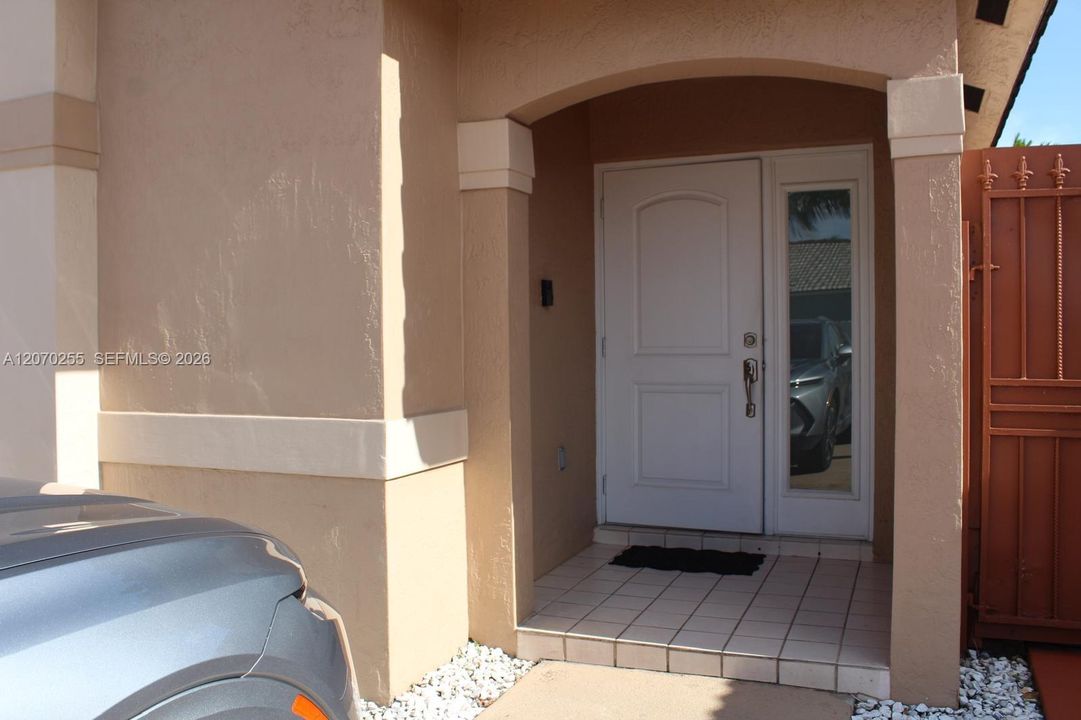 For Sale: $615,000 (4 beds, 2 baths, 1458 Square Feet)