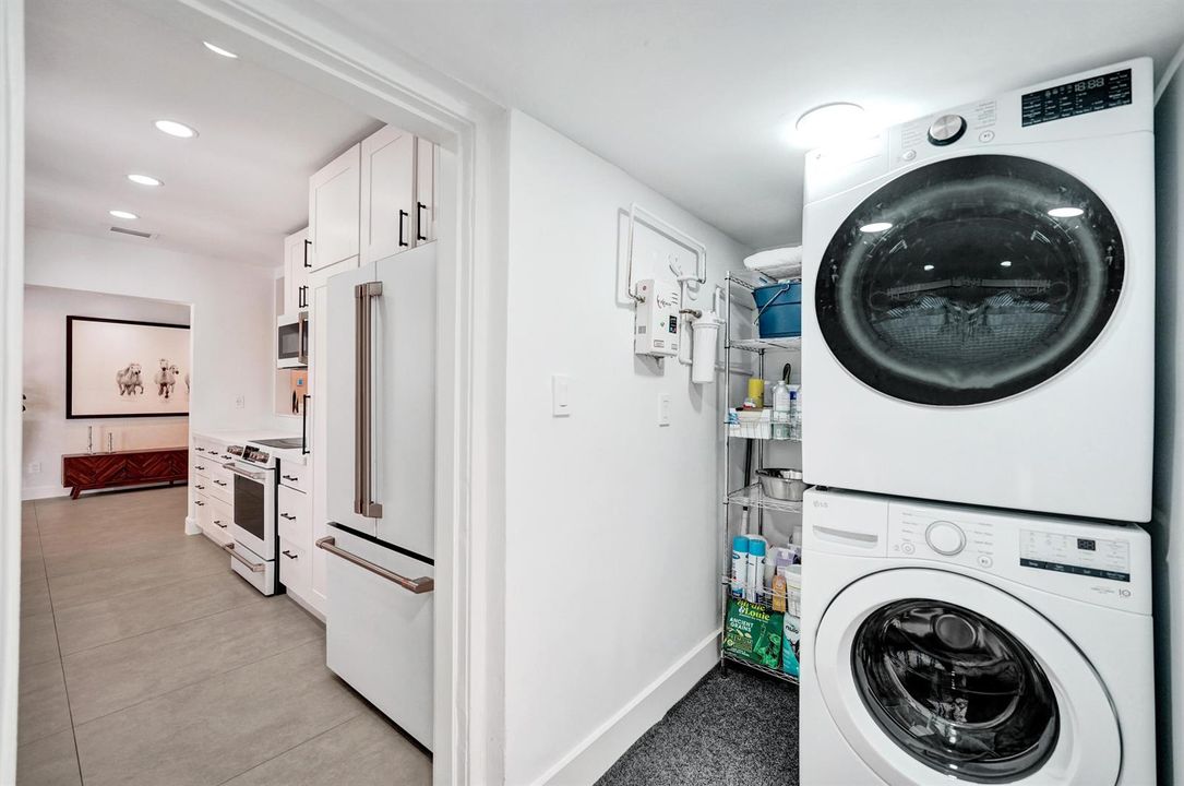28-laundry DSC00097