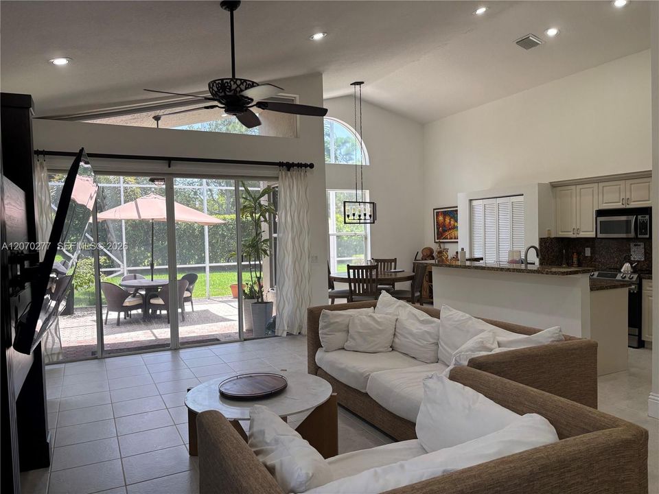 For Sale: $927,000 (3 beds, 2 baths, 2055 Square Feet)