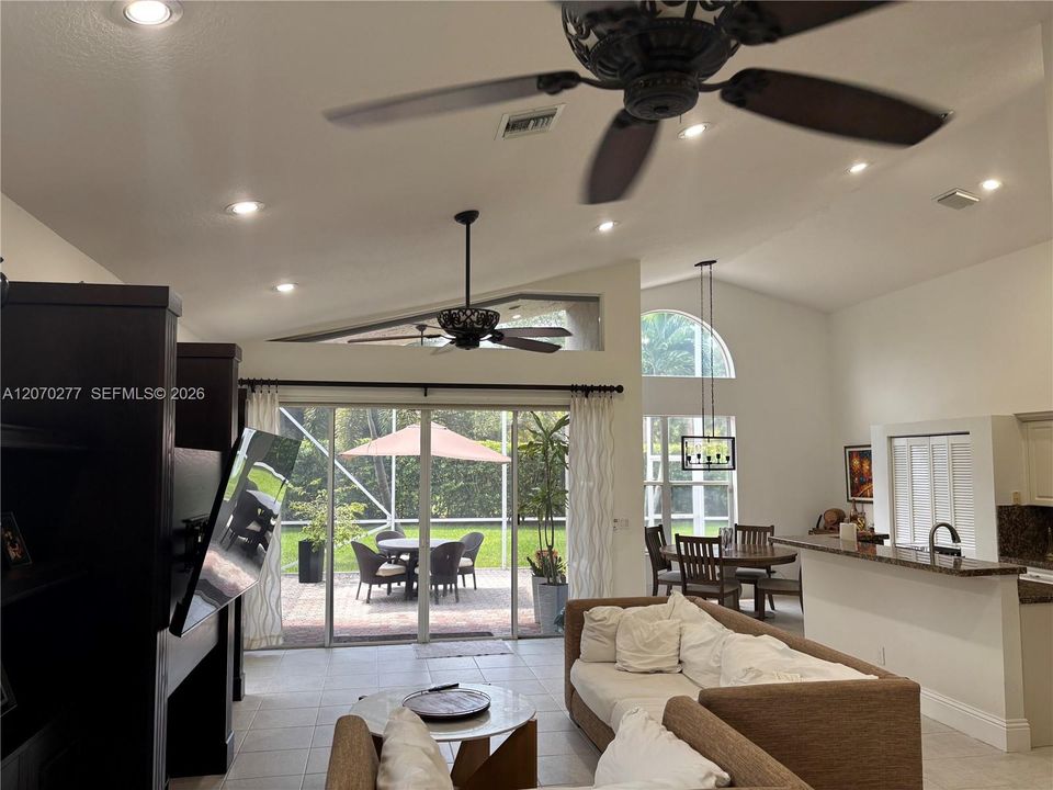For Sale: $927,000 (3 beds, 2 baths, 2055 Square Feet)