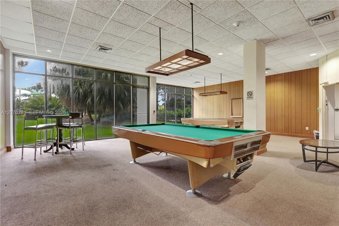 En Venta: $214,000 (1 camas, 1 baños, 913 Pies cuadrados)