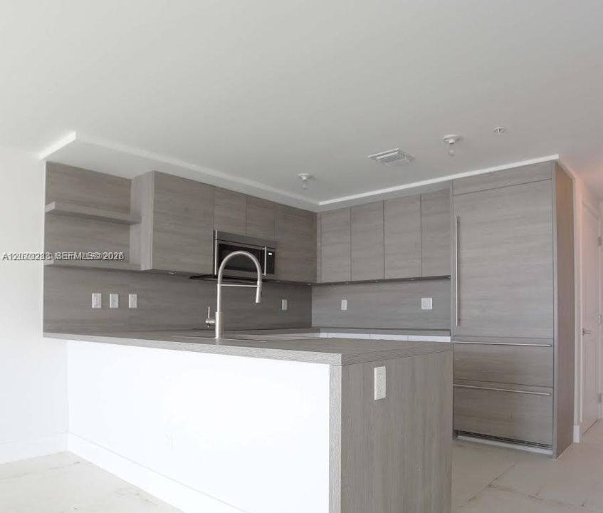 For Rent: $6,000 (2 beds, 3 baths, 1553 Square Feet)