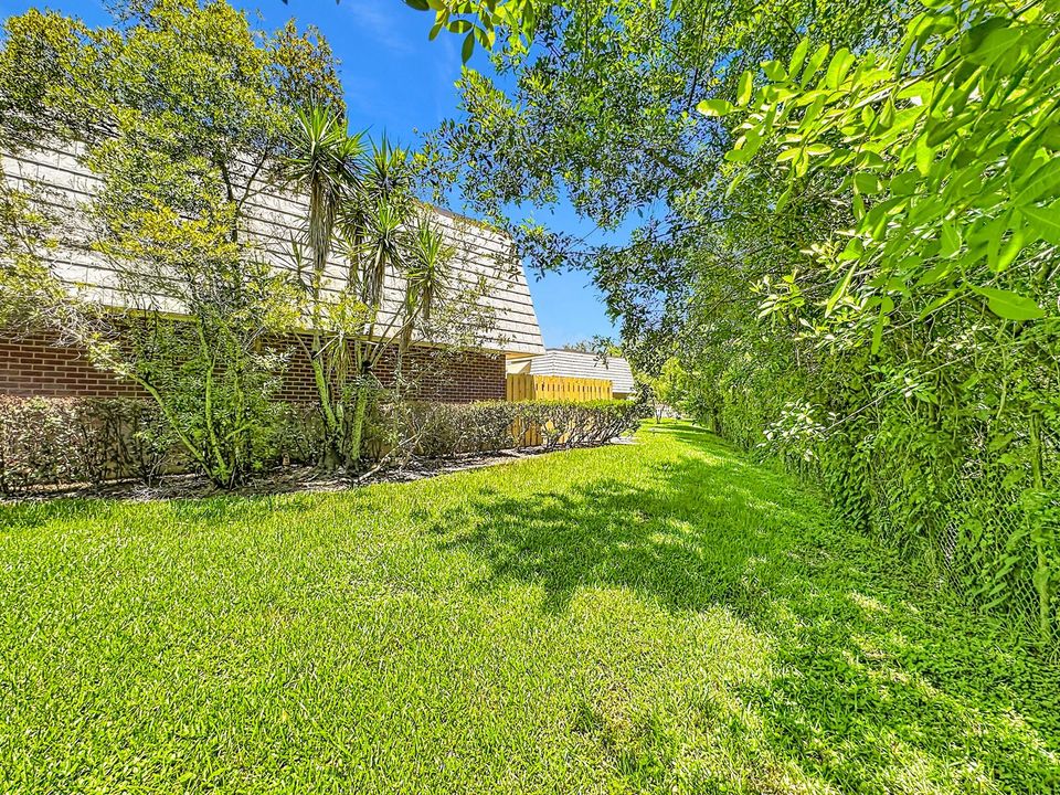 3192 SE Brook Street-51