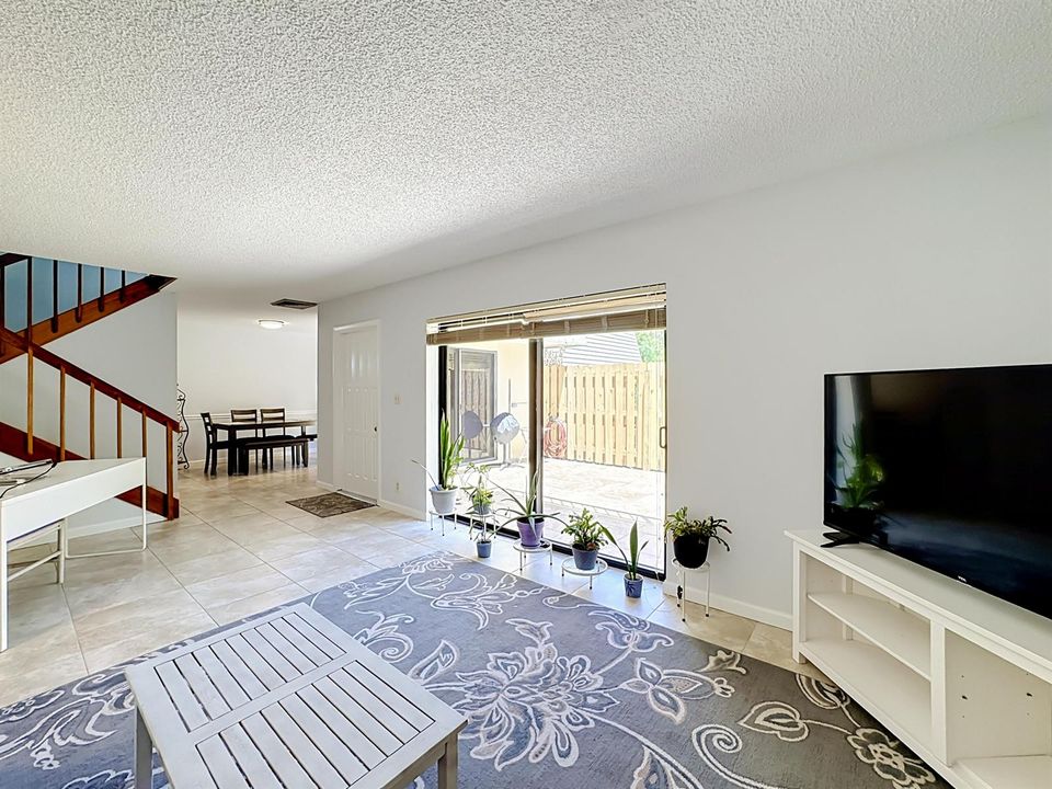 3192 SE Brook Street-22