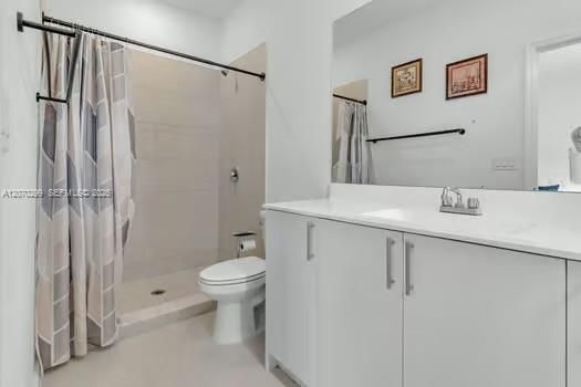 For Rent: $3,200 (3 beds, 3 baths, 1300 Square Feet)
