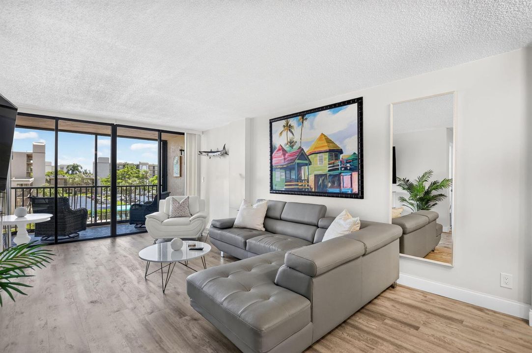 Beautiful Renovated Condo