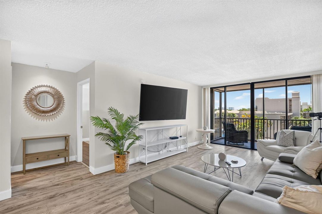 Completely Remodeled Condo