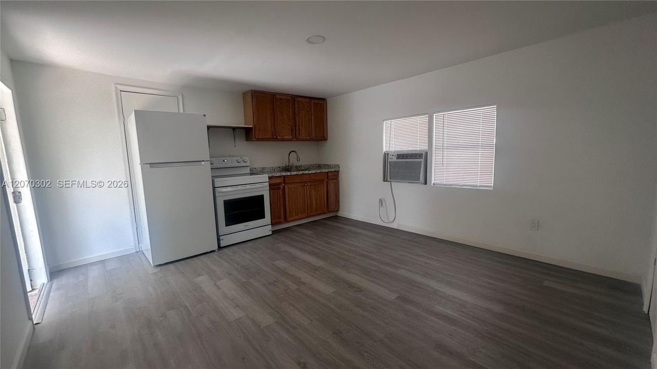 En Renta: $1,350 (1 camas, 1 baños, 840 Pies cuadrados)