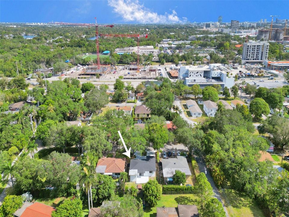 For Sale: $839,900 (3 beds, 2 baths, 1387 Square Feet)