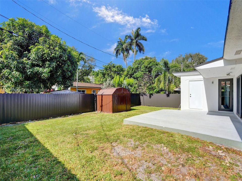 For Sale: $839,900 (3 beds, 2 baths, 1387 Square Feet)