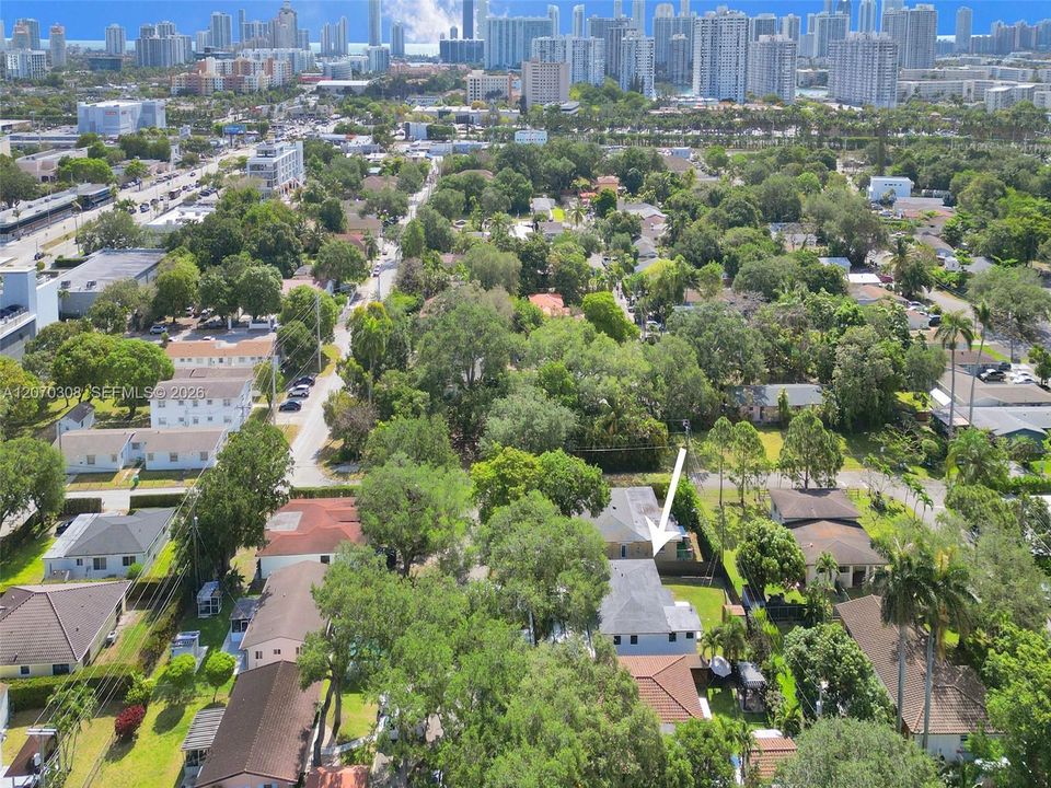 For Sale: $839,900 (3 beds, 2 baths, 1387 Square Feet)