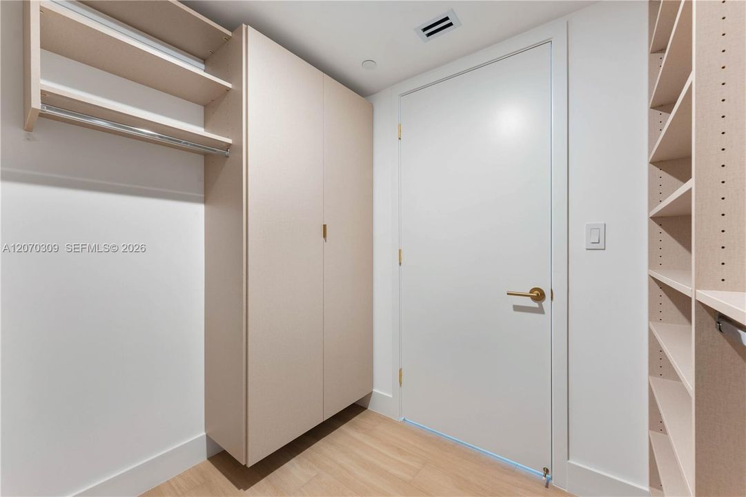 For Rent: $7,500 (2 beds, 2 baths, 0 Square Feet)
