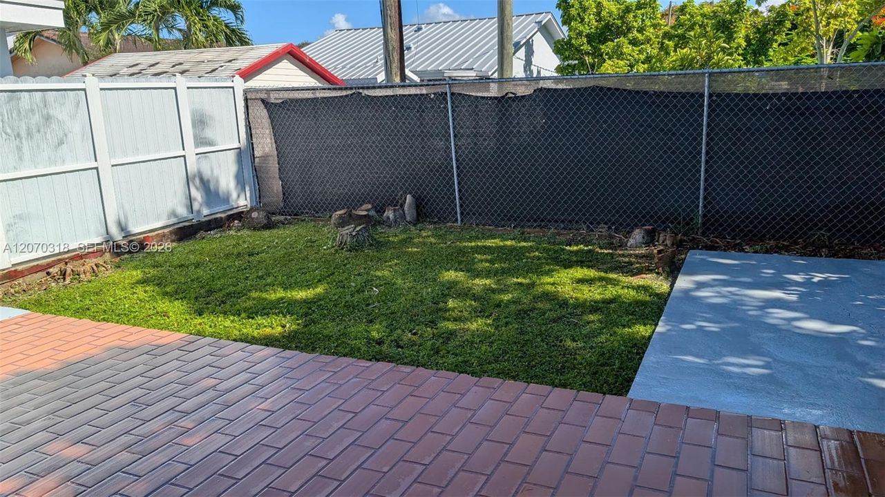 For Sale: $795,000 (4 beds, 2 baths, 1725 Square Feet)