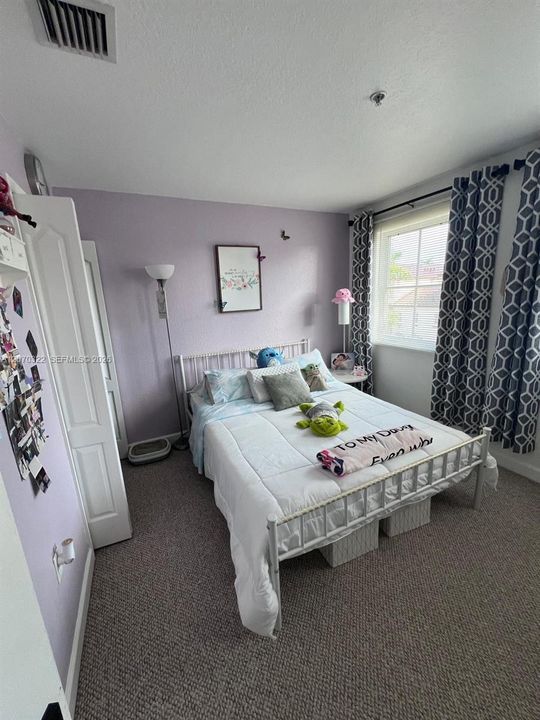 For Rent: $2,800 (3 beds, 2 baths, 1445 Square Feet)