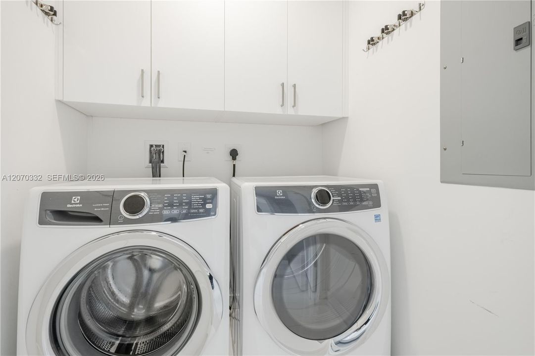 En Renta: $10,000 (3 camas, 4 baños, 2188 Pies cuadrados)