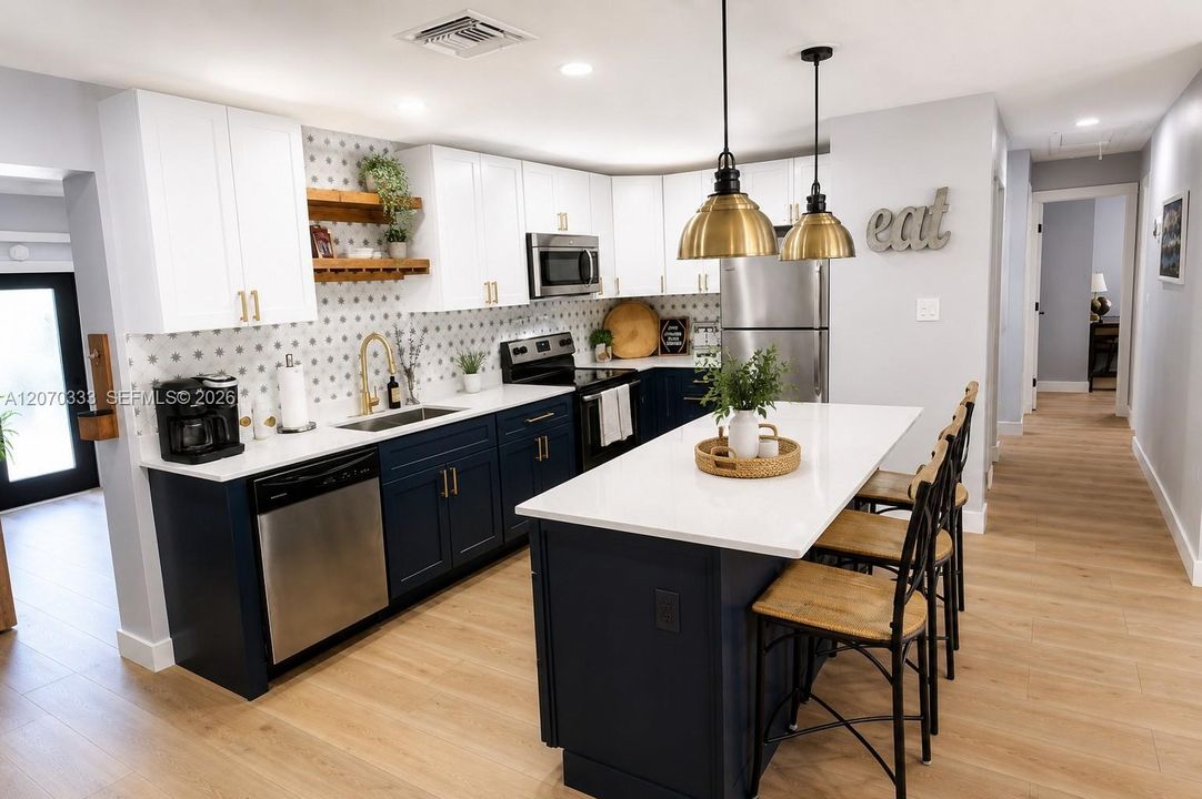 For Sale: $529,000 (4 beds, 2 baths, 1708 Square Feet)