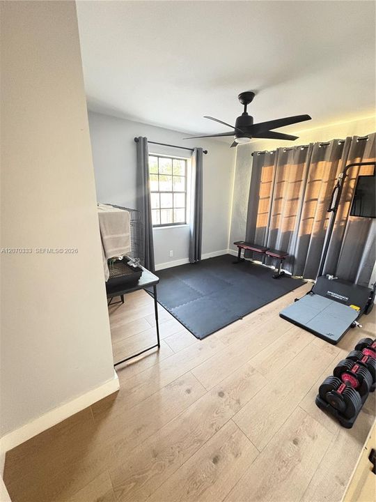 For Sale: $529,000 (4 beds, 2 baths, 1708 Square Feet)