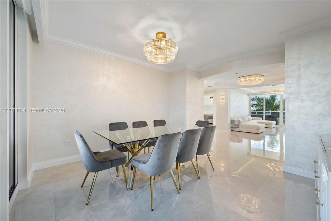 For Sale: $2,450,000 (3 beds, 3 baths, 2150 Square Feet)