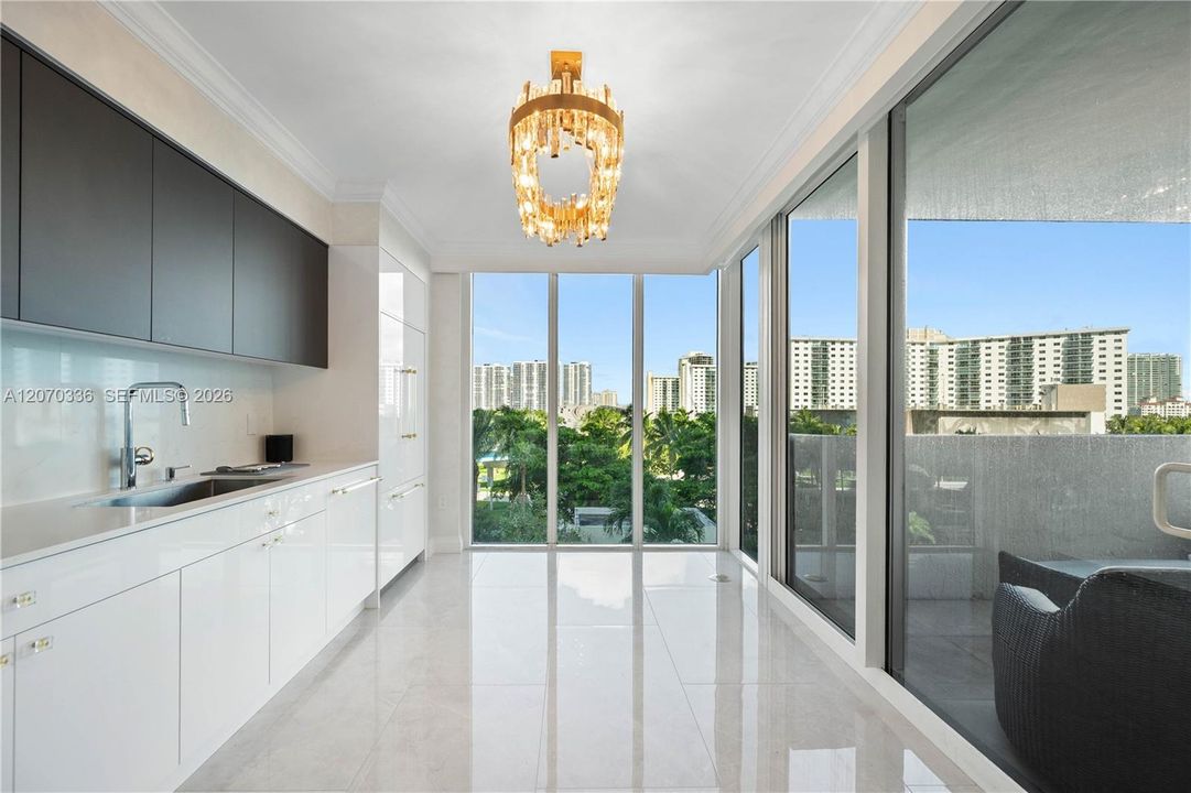 For Sale: $2,450,000 (3 beds, 3 baths, 2150 Square Feet)