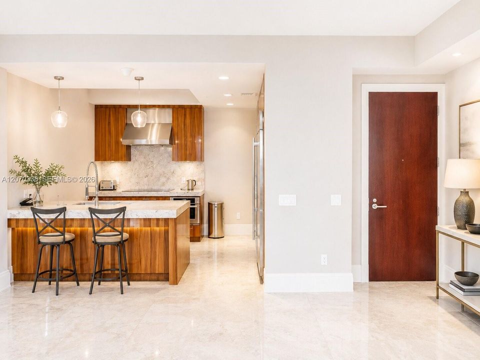 For Rent: $19,000 (2 beds, 2 baths, 1685 Square Feet)