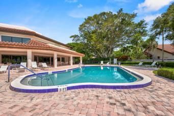 clubhouse pool