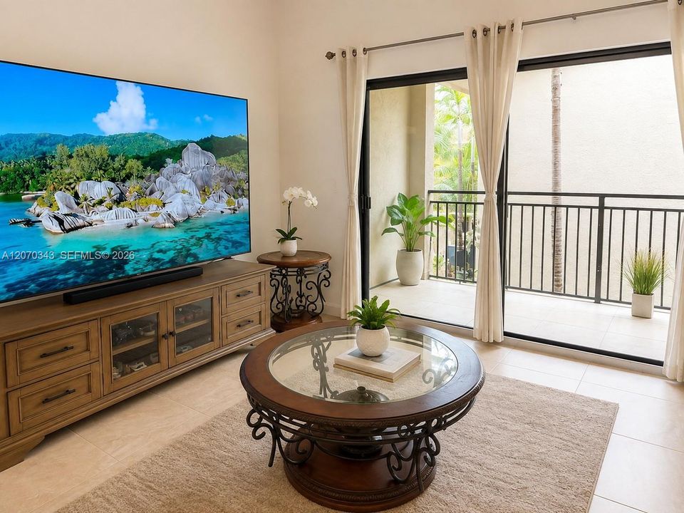 En Venta: $439,000 (2 camas, 2 baños, 1064 Pies cuadrados)