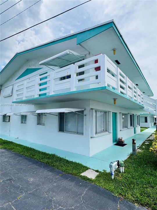 En Venta: $129,000 (2 camas, 2 baños, 867 Pies cuadrados)