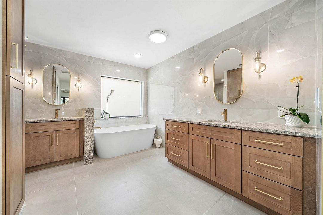 30-master bath