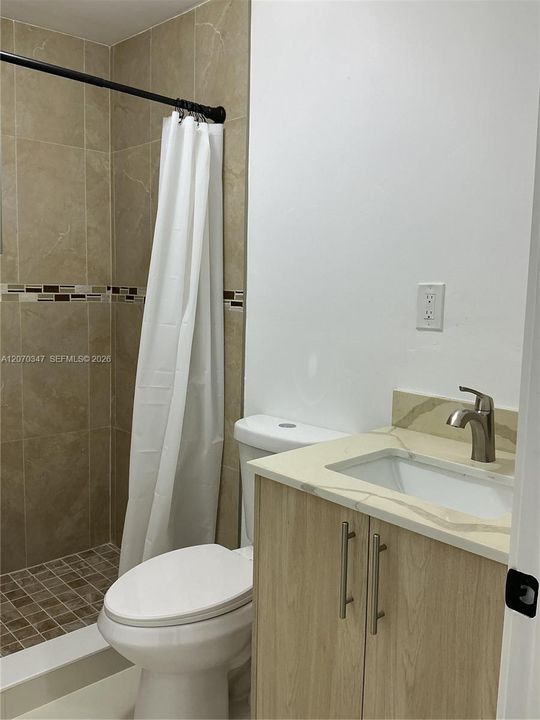 En Renta: $1,895 (2 camas, 1 baños, 832 Pies cuadrados)