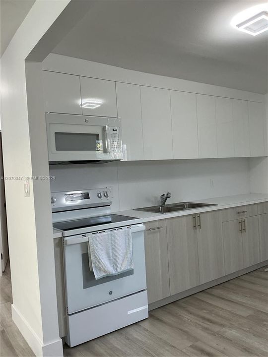 En Renta: $1,895 (2 camas, 1 baños, 832 Pies cuadrados)