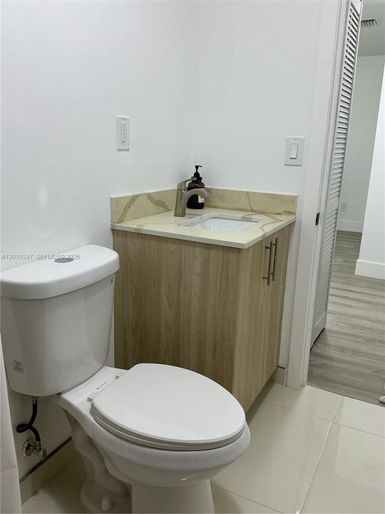 En Renta: $1,895 (2 camas, 1 baños, 832 Pies cuadrados)